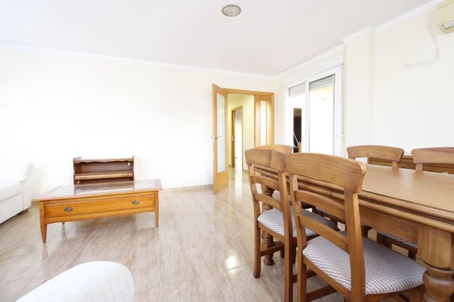 Adosado de 4 habitaciones en Pego en venta - 265.000 € (Ref: 9731544)