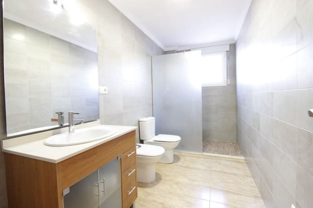 Adosado de 4 habitaciones en Pego en venta - 265.000 € (Ref: 9731544)