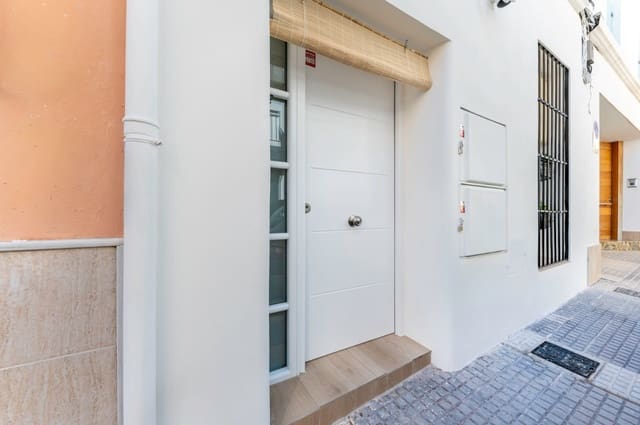 4 bedroom Villa for sale in Pego with pool garage - € 259,700 (Ref: 9742144)