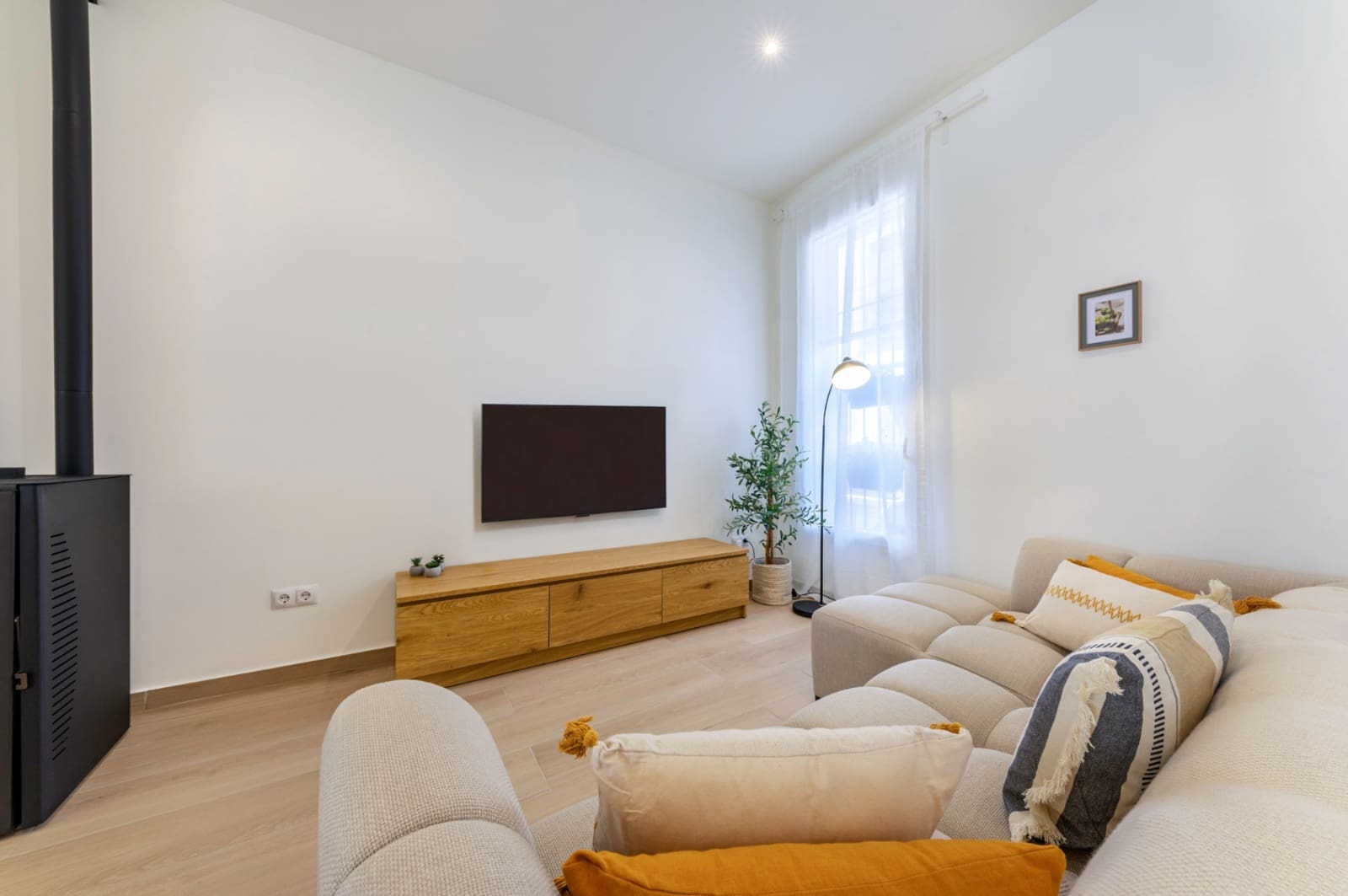 4 bedroom Villa for sale in Pego with pool garage - € 259,700 (Ref: 9742144)