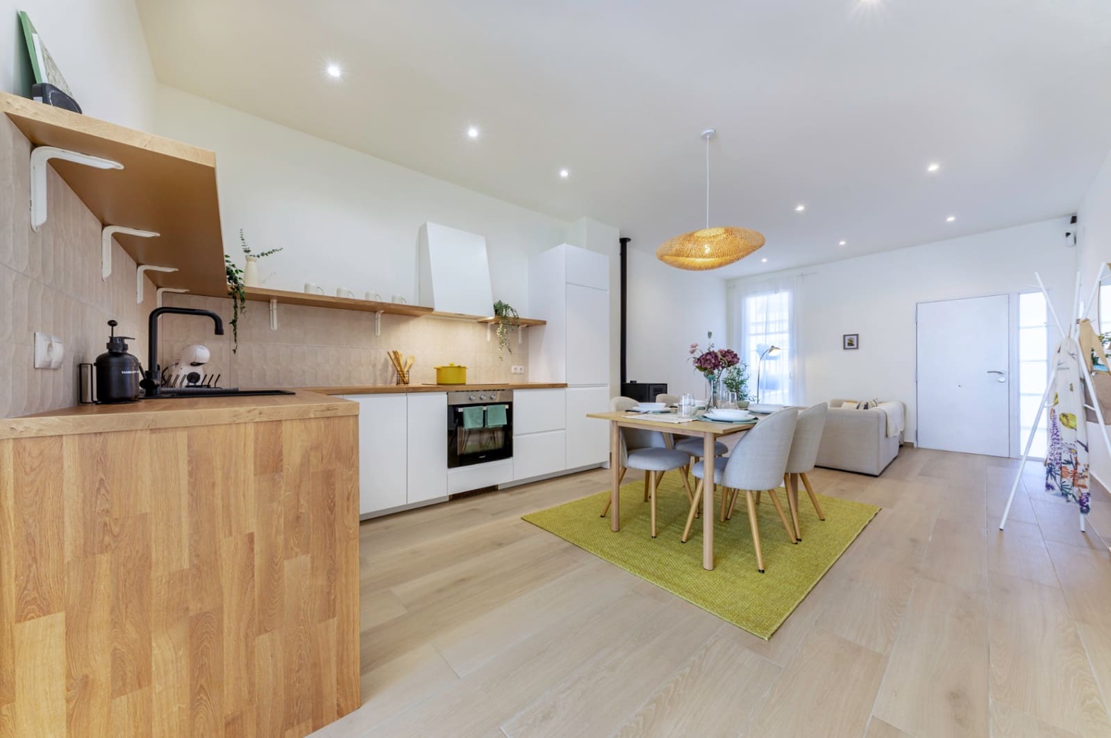 4 bedroom Villa for sale in Pego with pool garage - € 259,700 (Ref: 9742144)