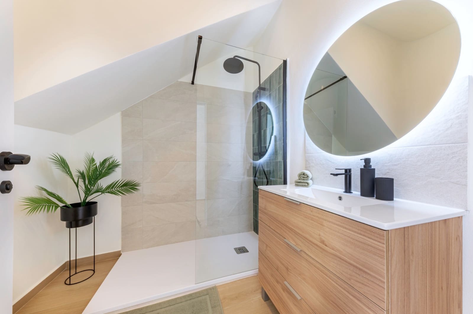 4 bedroom Villa for sale in Pego with pool garage - € 259,700 (Ref: 9742144)