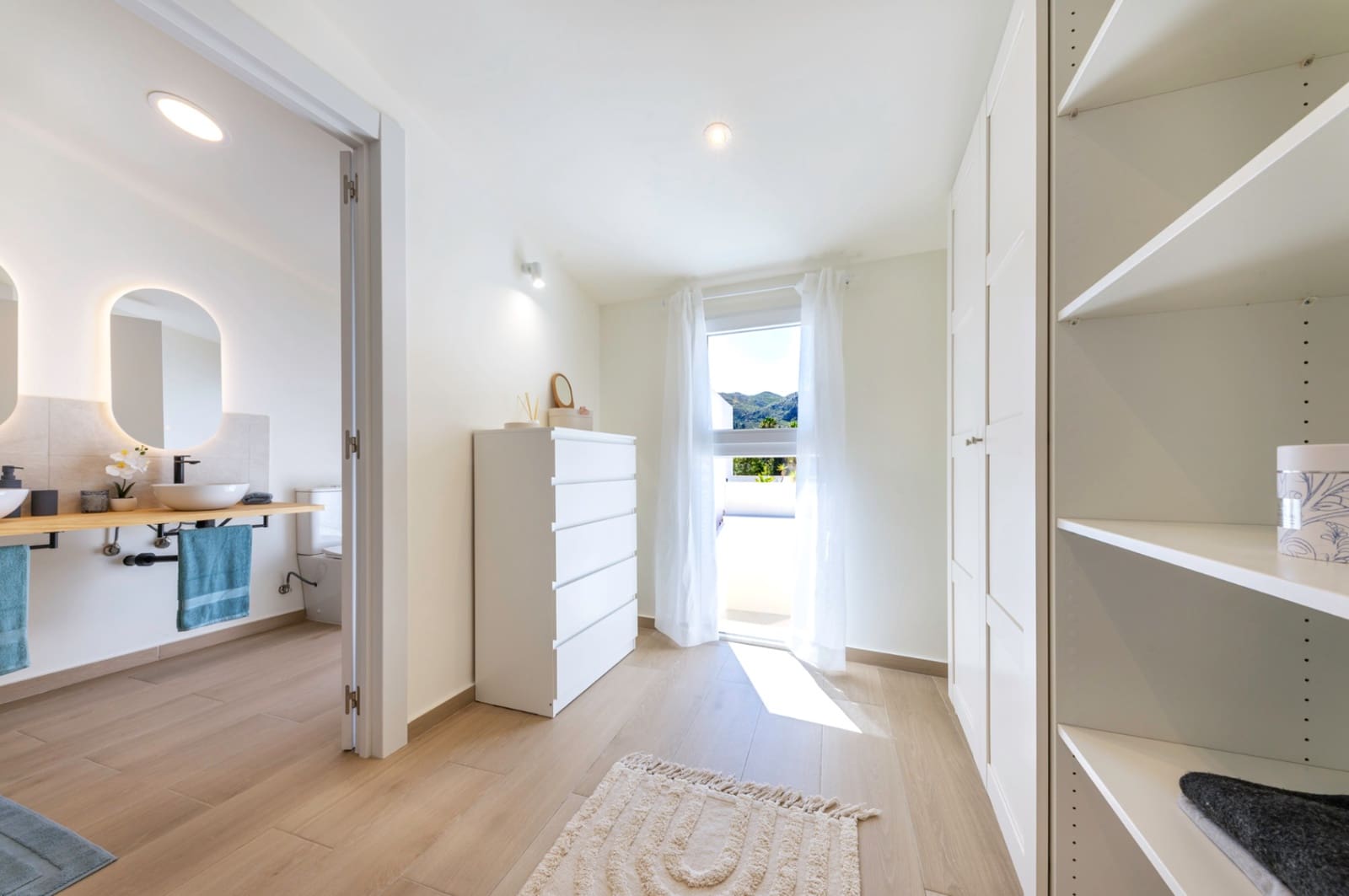 4 bedroom Villa for sale in Pego with pool garage - € 259,700 (Ref: 9742144)