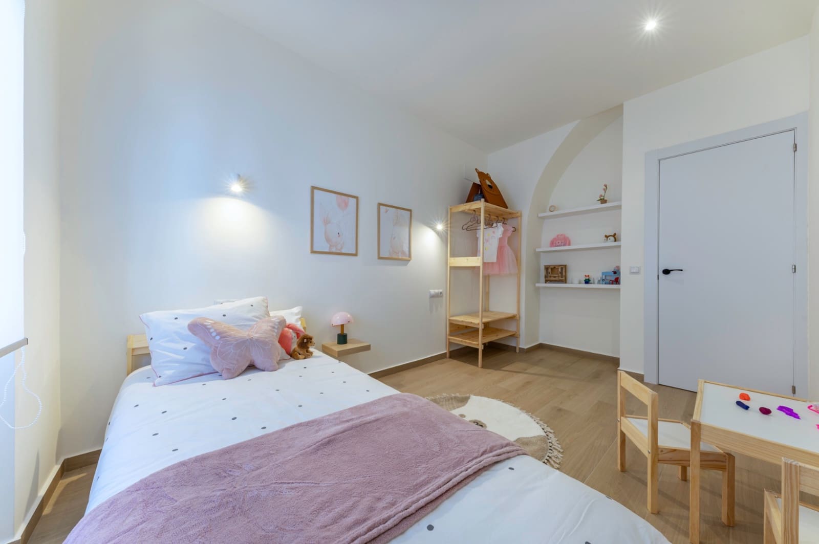 4 bedroom Villa for sale in Pego with pool garage - € 259,700 (Ref: 9742144)