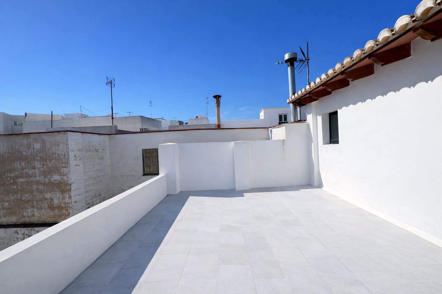 Townhouse for sale in Pego - € 150,000 (Ref: 9743985)