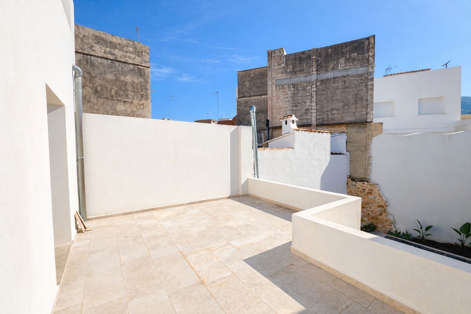 Townhouse for sale in Pego - € 150,000 (Ref: 9743985)