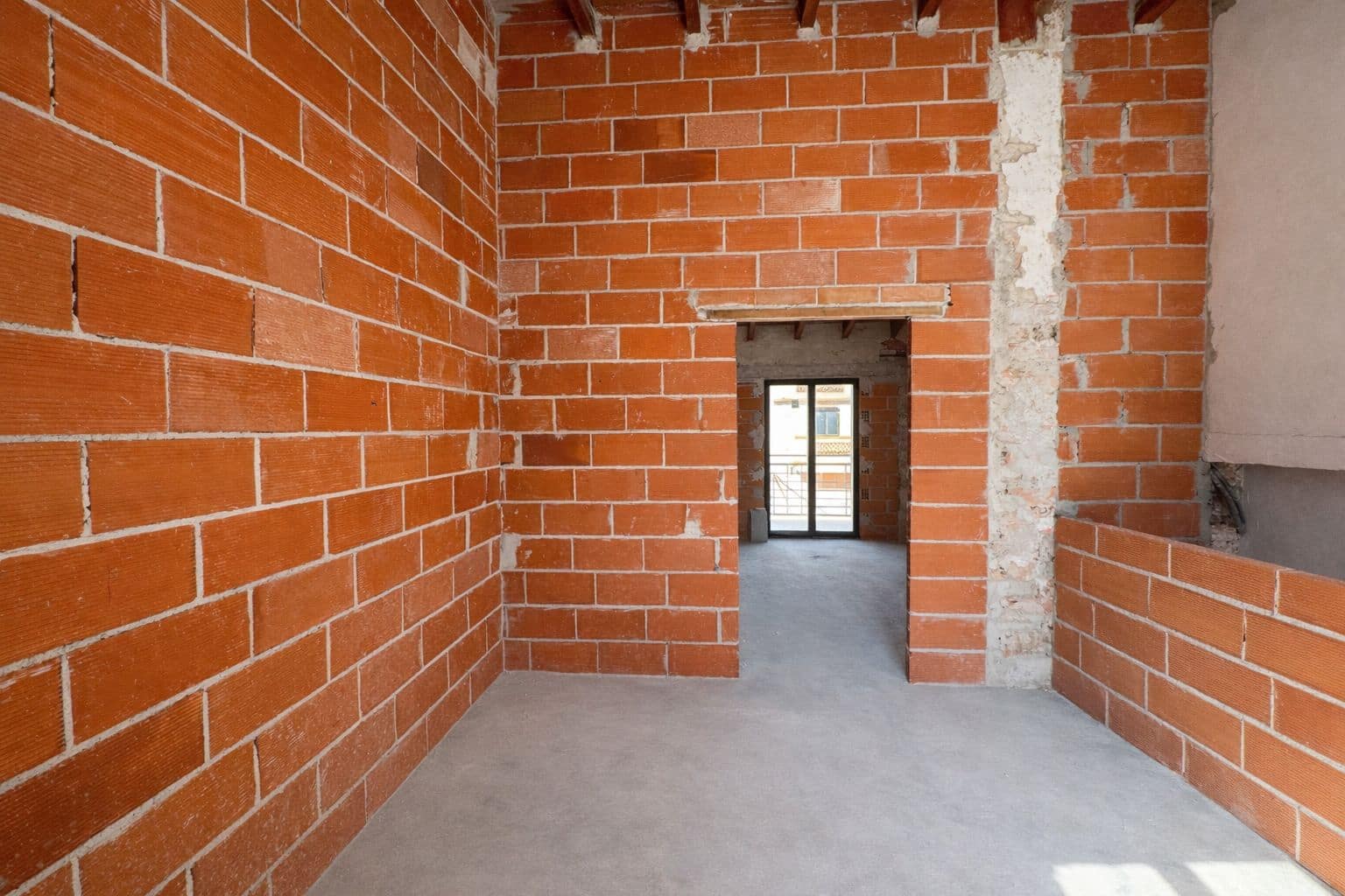 Townhouse for sale in Pego - € 150,000 (Ref: 9743985)