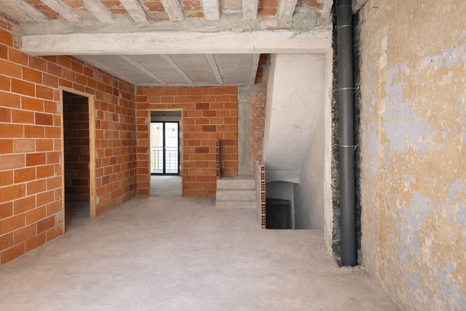 Townhouse for sale in Pego - € 150,000 (Ref: 9743985)