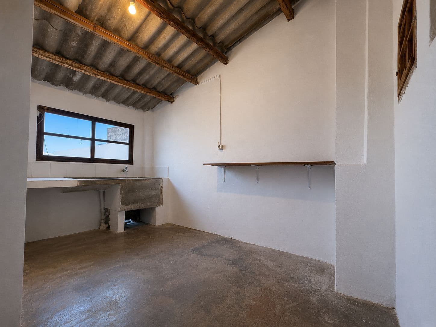 4 bedroom Townhouse for sale in Pego with garage - € 260,000 (Ref: 9834318)