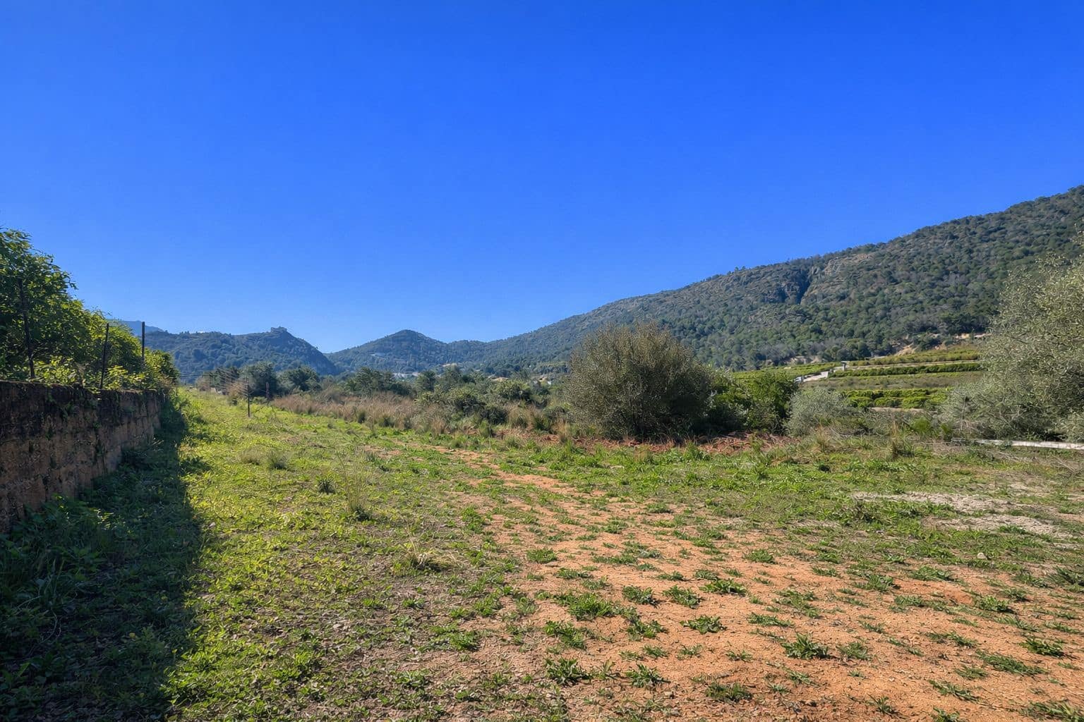 Building Plot for sale in L'Atzuvia - € 92,000 (Ref: 9839933)