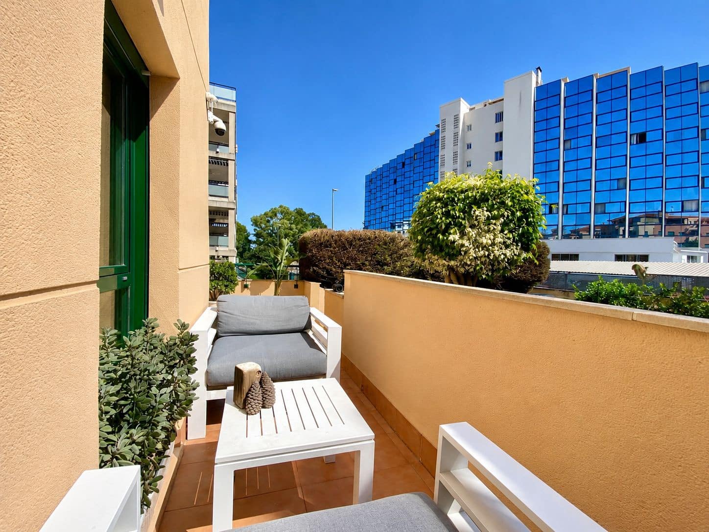 2 bedroom Flat for sale in Denia with pool garage - € 449,500 (Ref: 9850288)