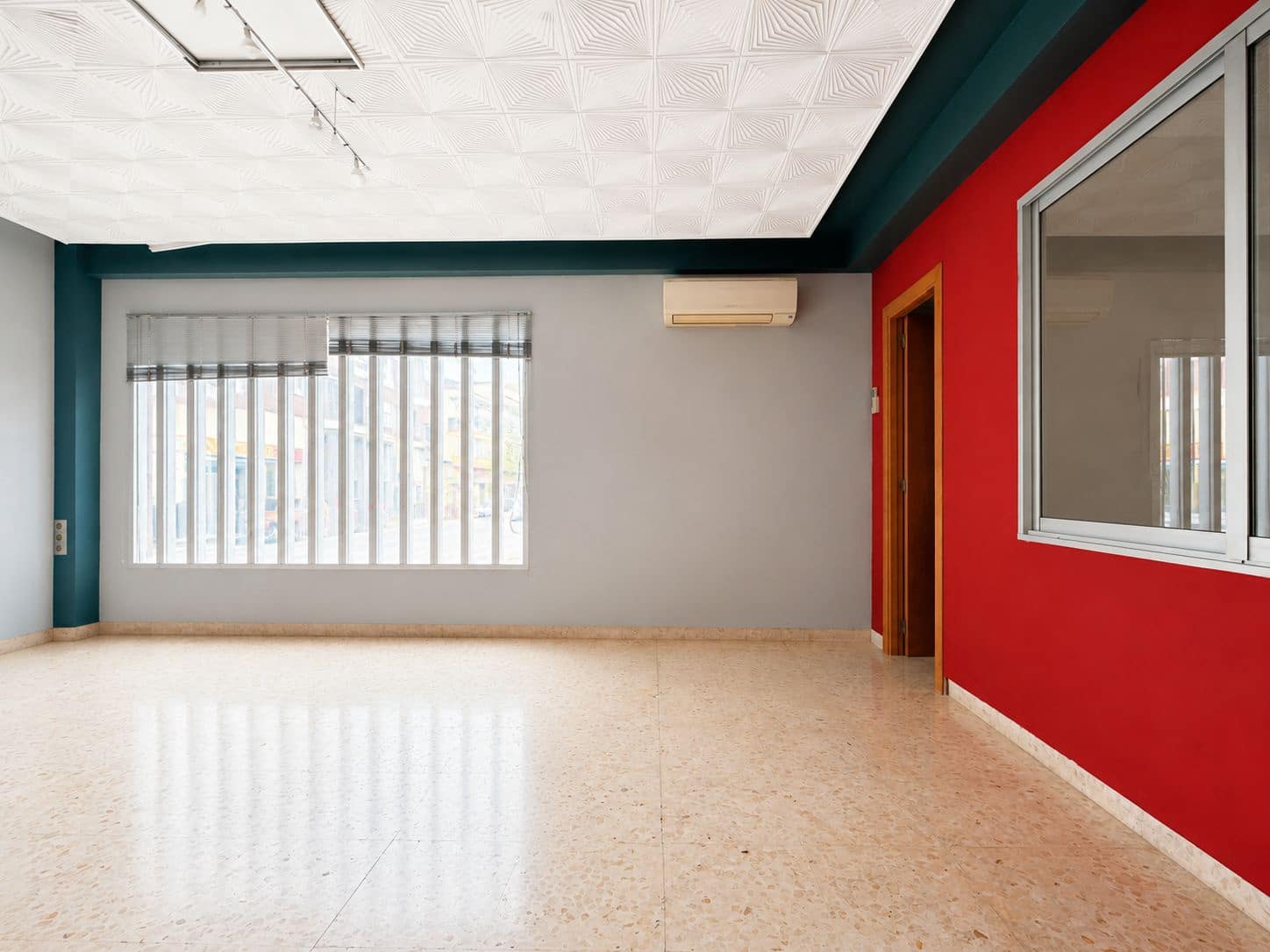Local Comercial en Pego en venta con garaje - 780.000 € (Ref: 9917204)