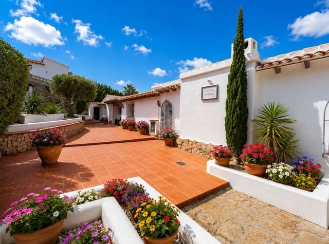 5 quarto Moradia para venda em Pego com piscina garagem - 875 000 € (Ref: 9948944)