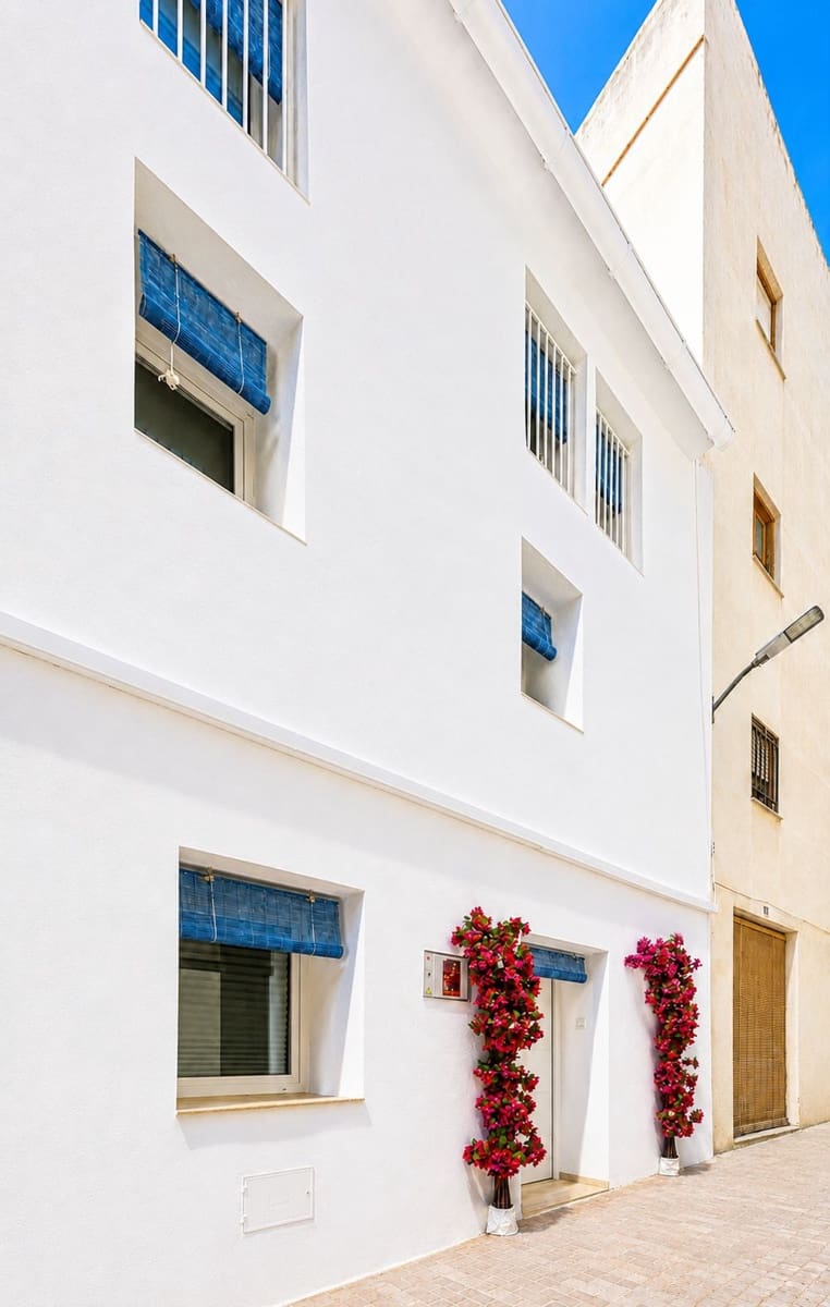 3 camera da letto Casa in vendita in Pego con piscina - 259.700 € (Rif: 9964614)