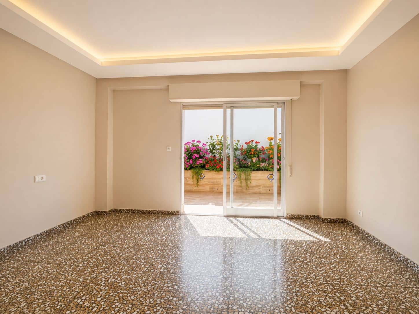Wohnung zu verkaufen in Oliva - 165.000 € (Ref: 9980030)