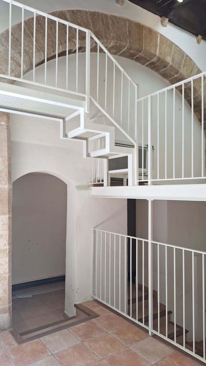 4 soveværelse Erhverv til leje i Palma de Mallorca - € 2.200 (Ref: 9145779)