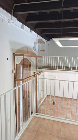 4 soveværelse Erhverv til leje i Sant Jaume, Palma de Mallorca - € 2.200 (Ref: 9145779)