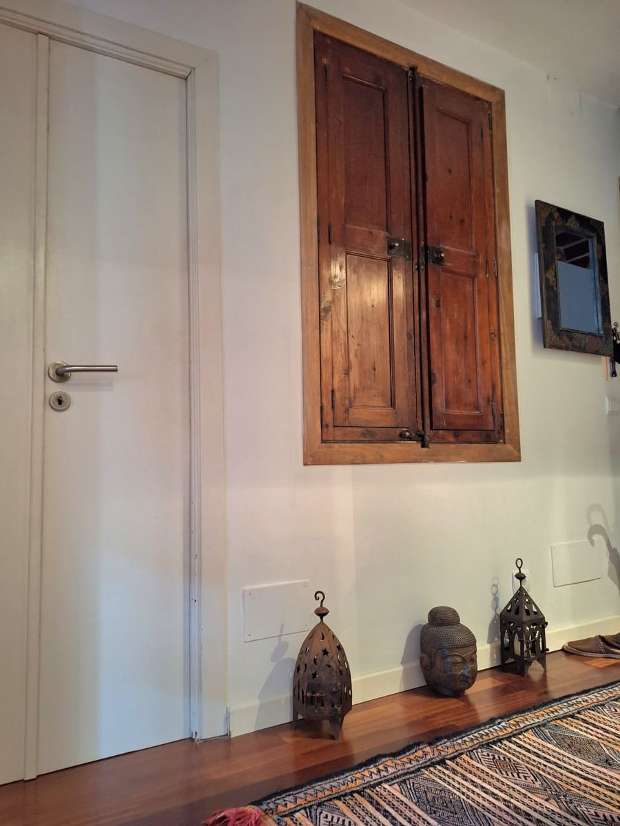 2 bedroom Apartment for sale in Palma de Mallorca - € 450,000 (Ref: 9146204)