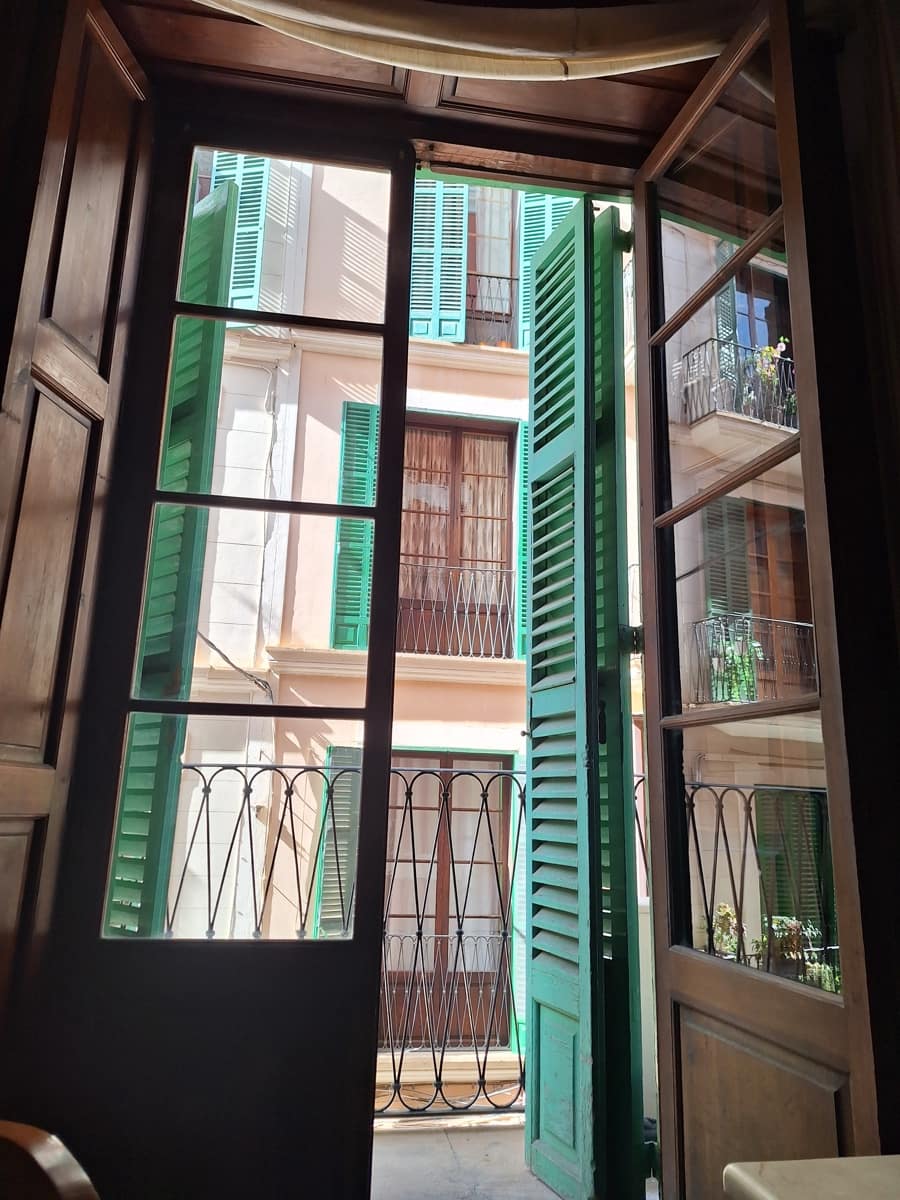 2 bedroom Apartment for sale in Palma de Mallorca - € 450,000 (Ref: 9146204)