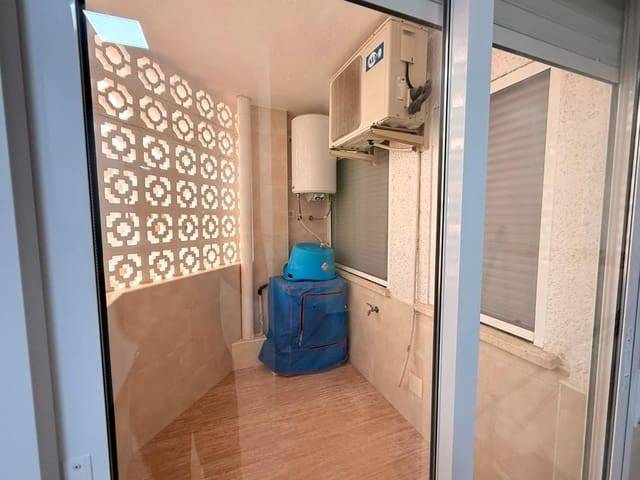 3 quarto Apartamento para arrendar em Los Alcázares com garagem - 800 € (Ref: 10060216)