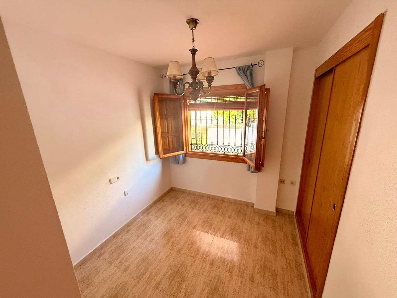4 sovrum Villa till salu i Torre de la Horadada med pool - 475 000 € (Ref: 10060218)