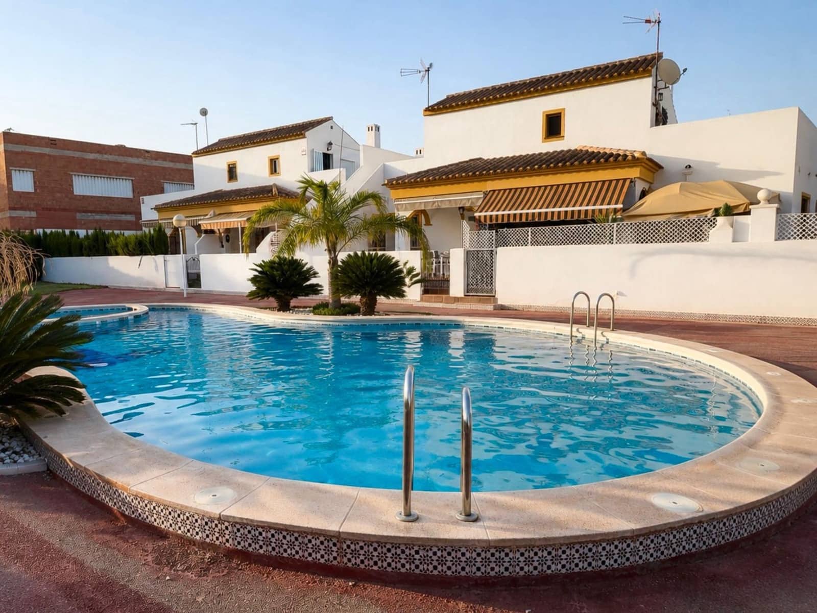 4 sovrum Villa till salu i Torre de la Horadada med pool - 475 000 € (Ref: 10060218)