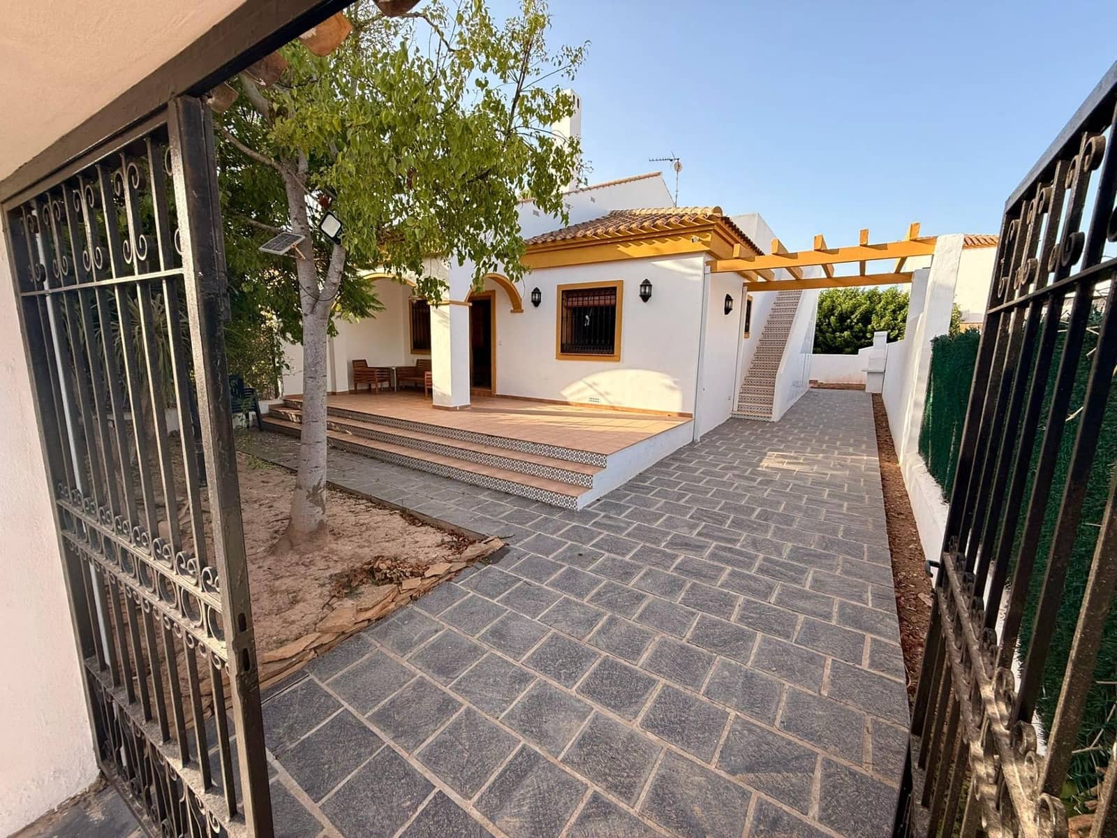 4 sovrum Villa till salu i Torre de la Horadada med pool - 475 000 € (Ref: 10060218)