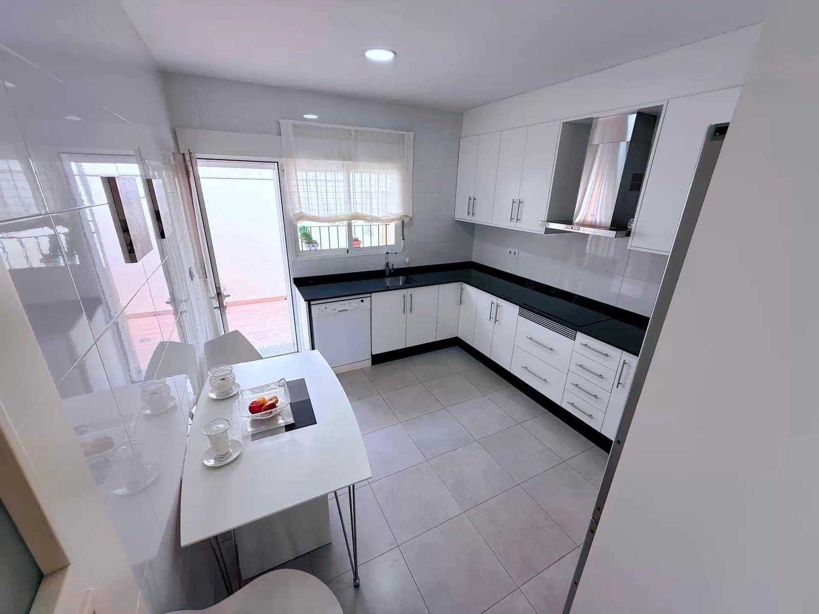 3 Zimmer Villa zu verkaufen in Santiago de la Ribera mit Pool Garage - 380.000 € (Ref: 10060221)