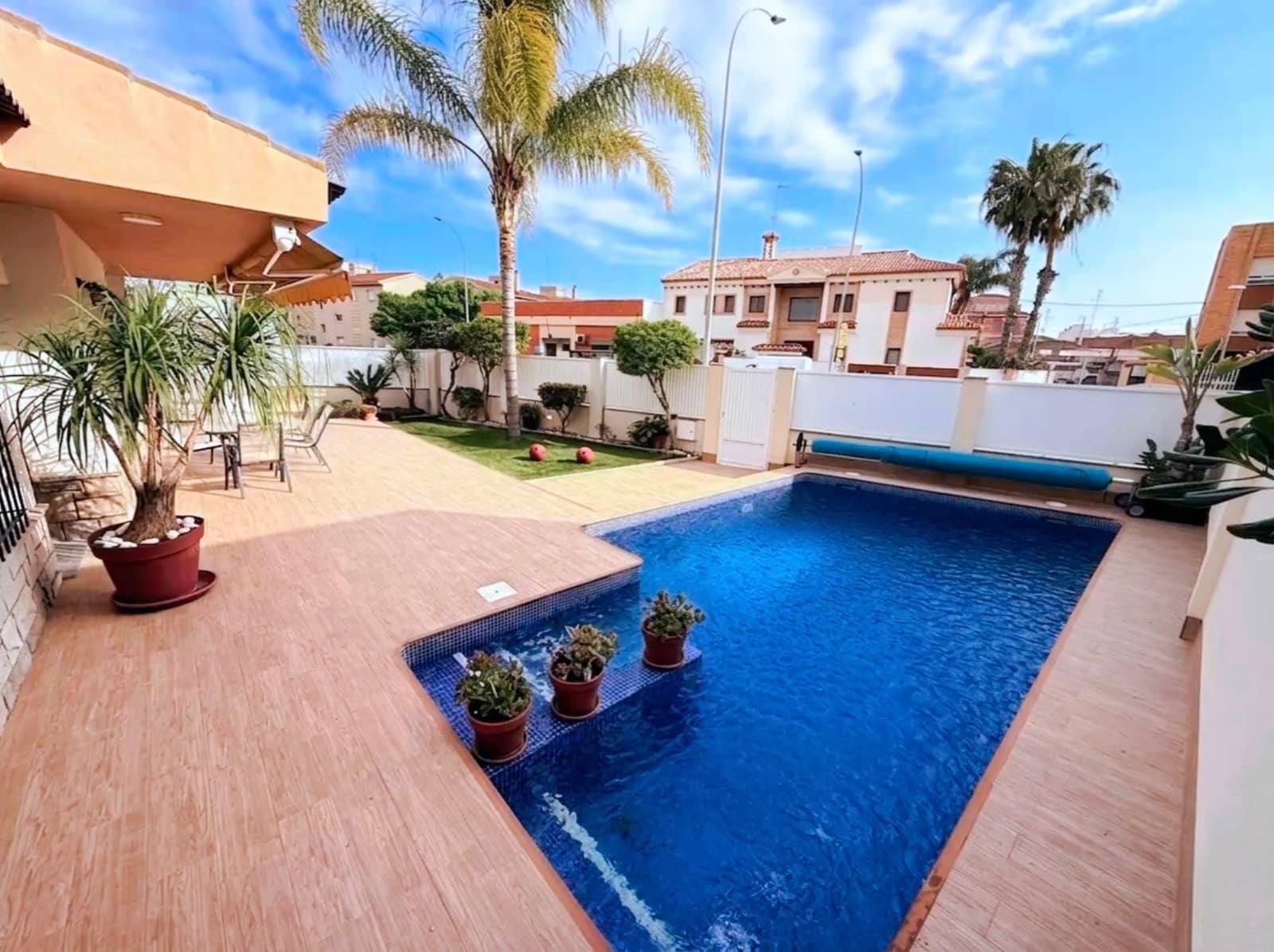 3 Zimmer Villa zu verkaufen in Santiago de la Ribera mit Pool Garage - 380.000 € (Ref: 10060221)