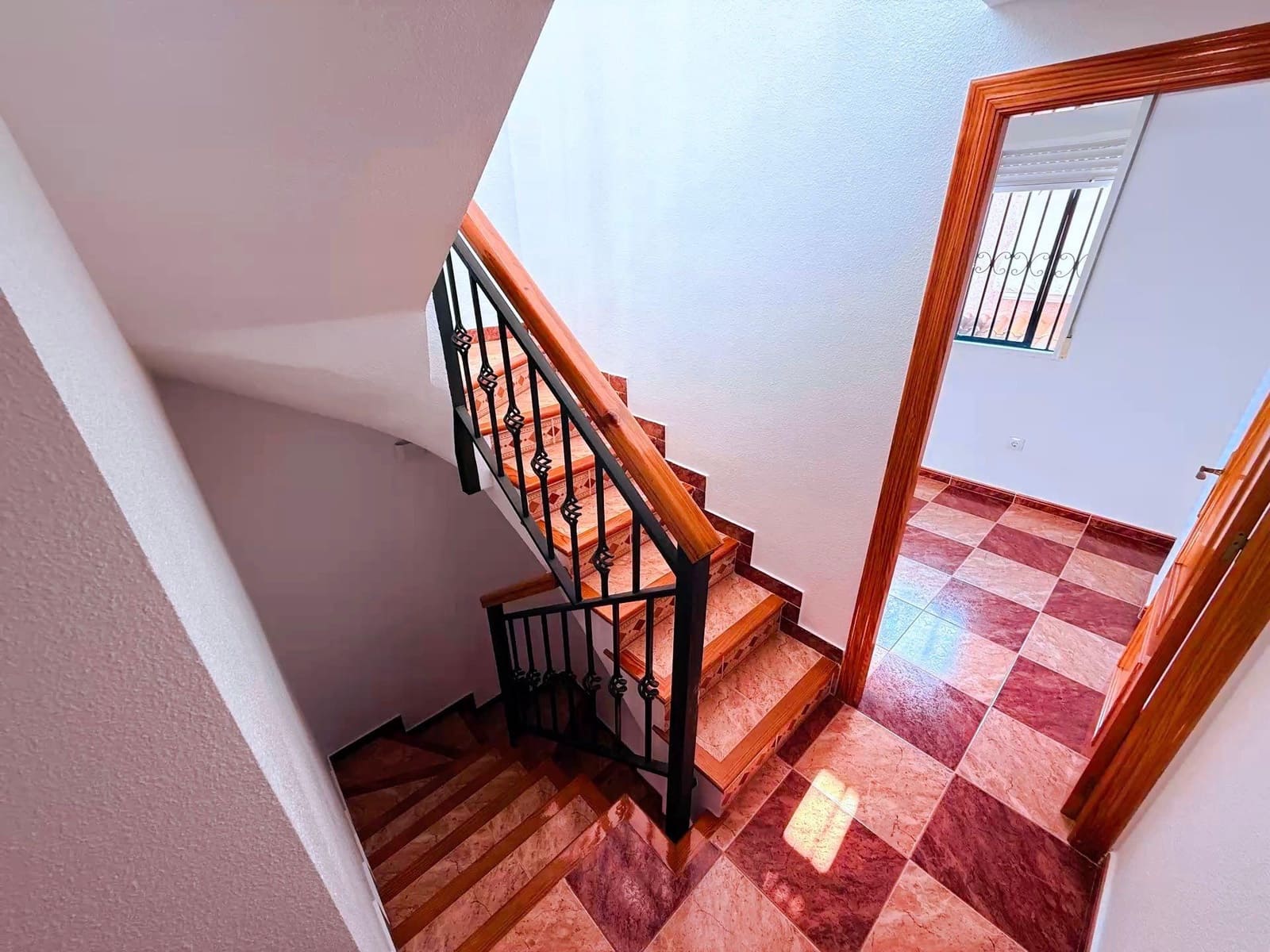 Adosado de 3 habitaciones en Santa Pola en venta con garaje - 235.000 € (Ref: 10060227)