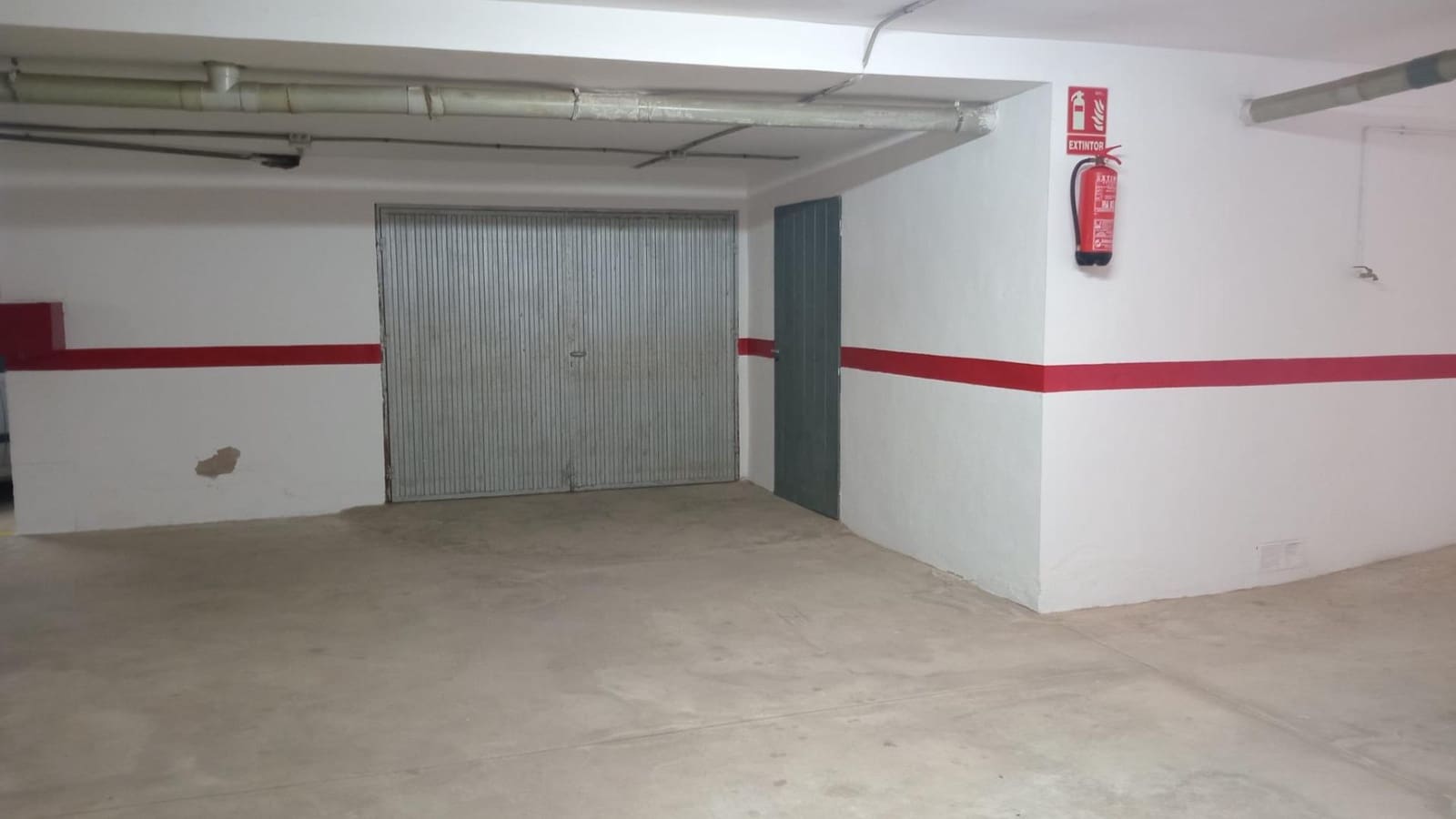 Garage for sale in Los Alcazares - € 29,990 (Ref: 10060230)