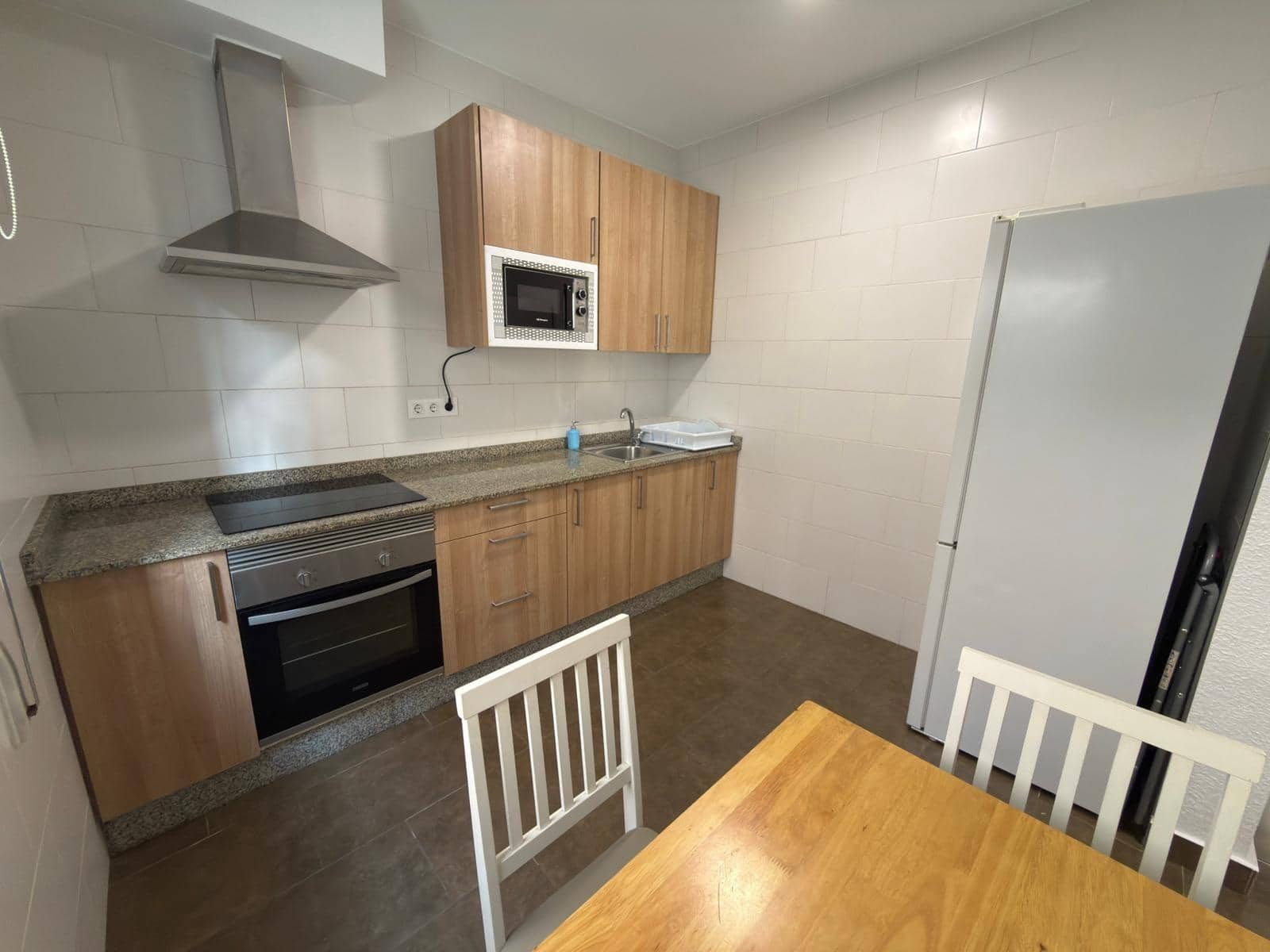 4 Zimmer Apartment zu vermieten in Los Nietos - 700 € (Ref: 10060237)