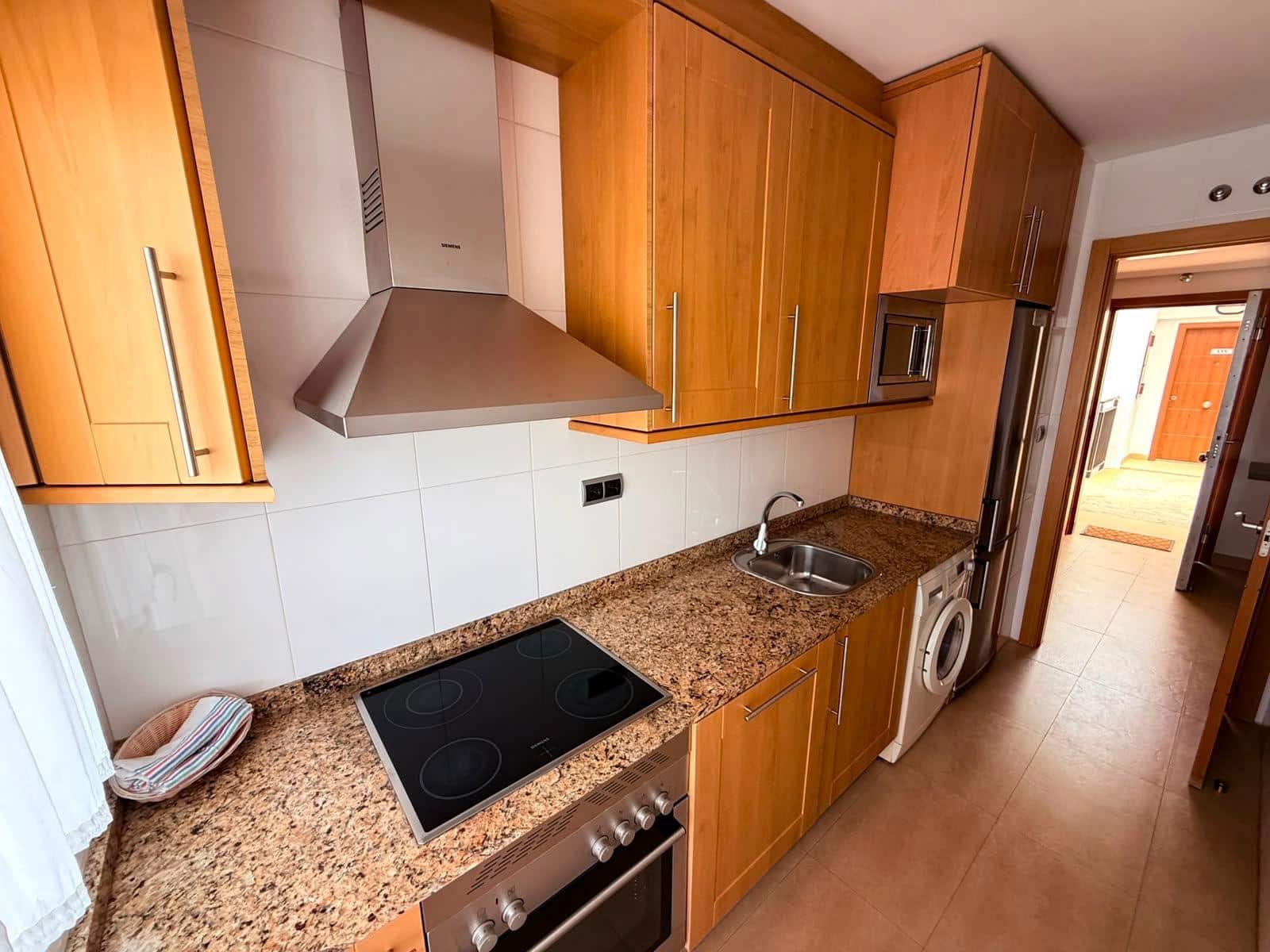 1 makuuhuone Asunto vuokrattavana paikassa Los Alcazares mukana uima-altaan 
autotalli - 800 € (Ref: 10060238)