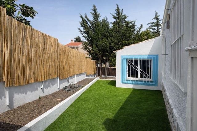 4 chambre Villa/Maison à vendre à El Carmoli, Carthagène avec garage - 375 000 € (Ref: 10060244)