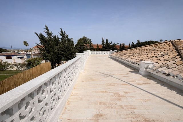 4 chambre Villa/Maison à vendre à El Carmoli, Carthagène avec garage - 375 000 € (Ref: 10060244)