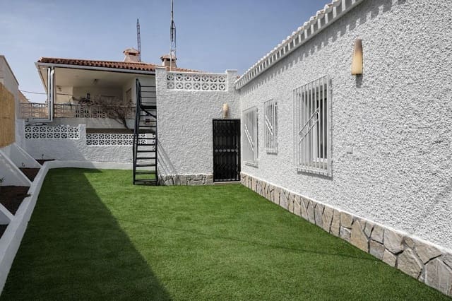 4 chambre Villa/Maison à vendre à El Carmoli, Carthagène avec garage - 375 000 € (Ref: 10060244)