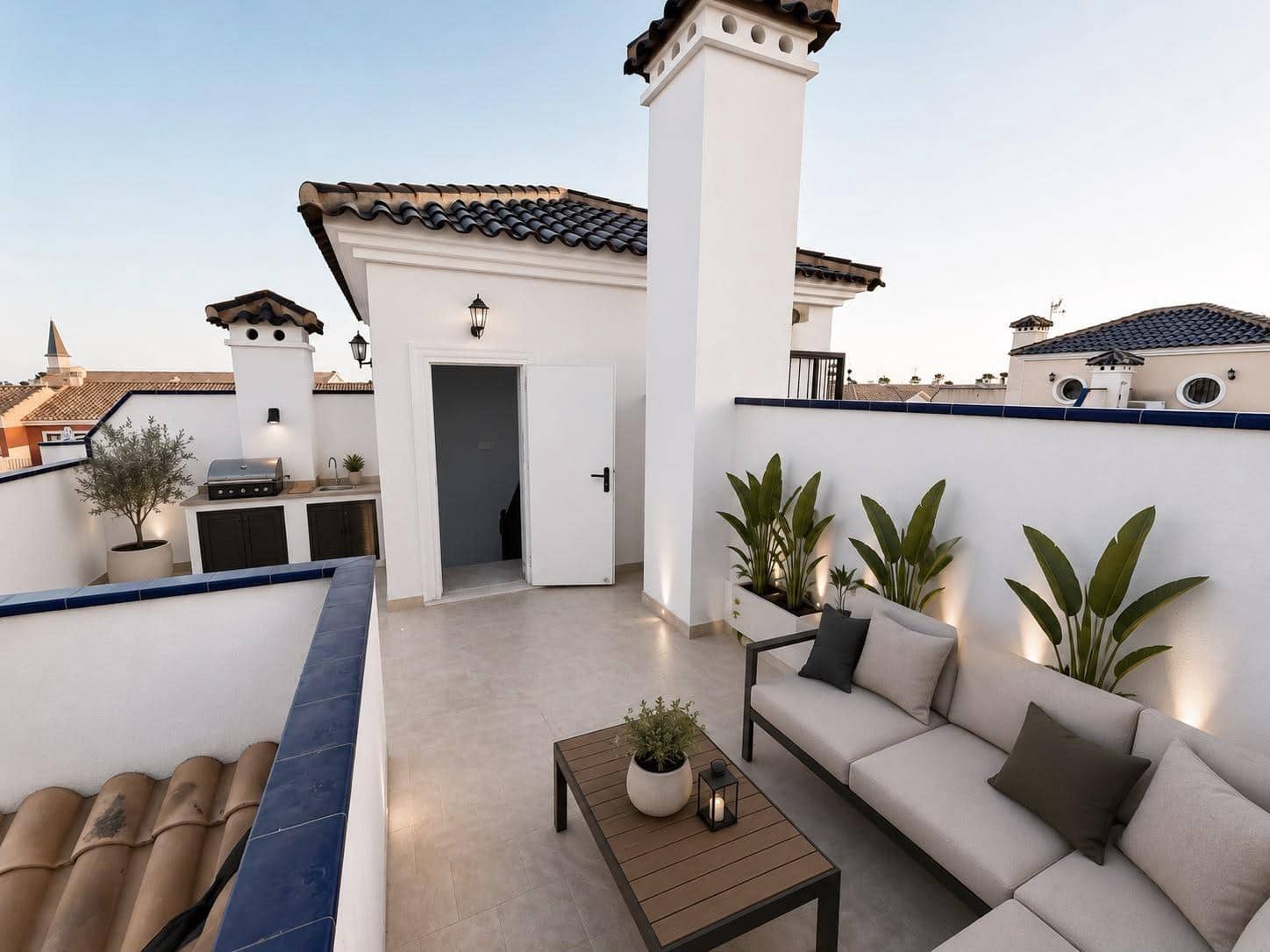 Adosado de 2 habitaciones en Roda en venta con piscina - 160.000 € (Ref: 10060247)