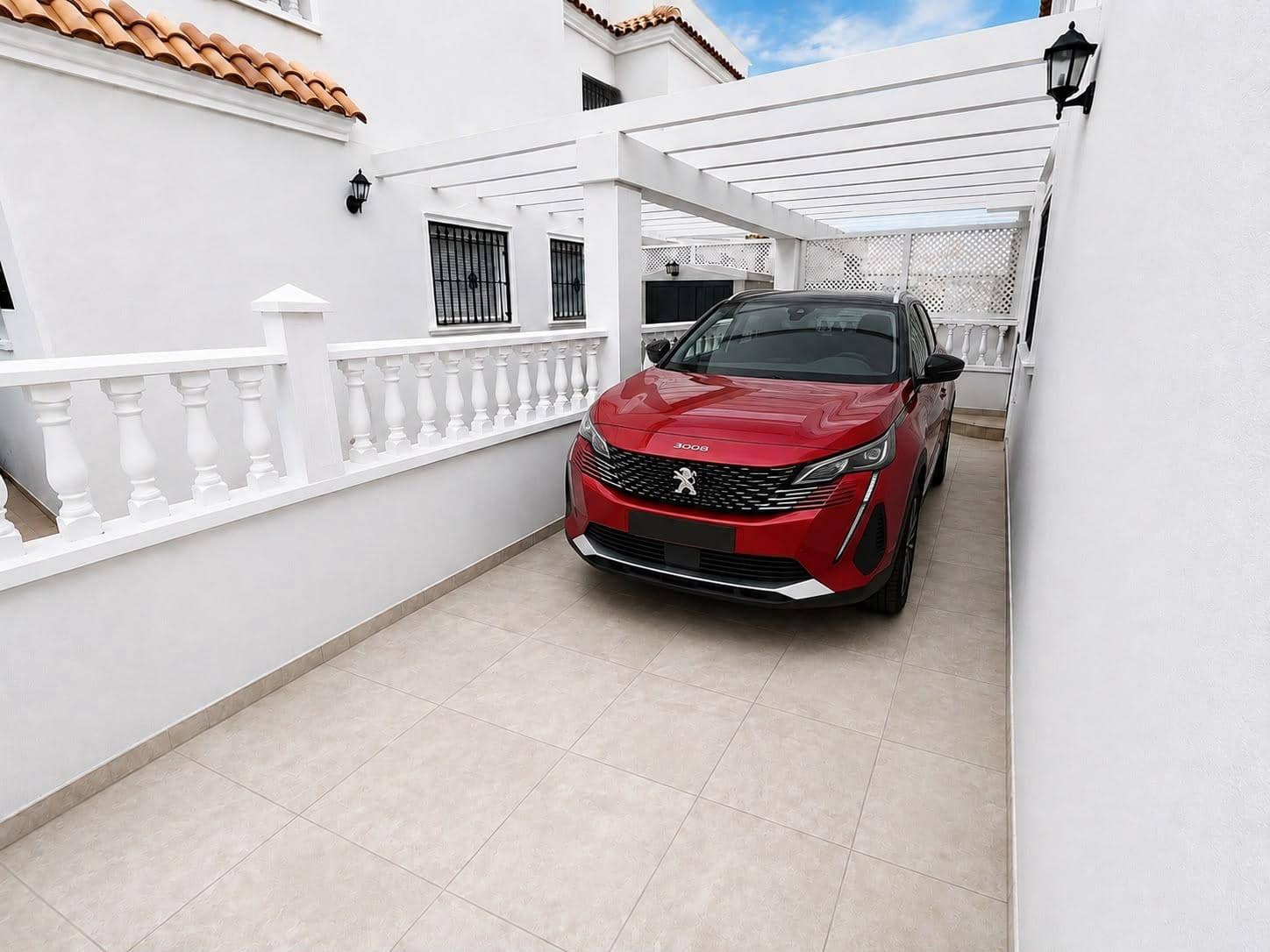 Adosado de 2 habitaciones en Roda en venta con piscina - 160.000 € (Ref: 10060247)