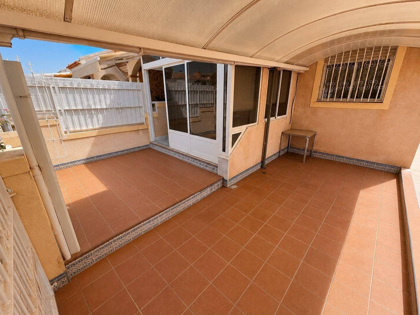 Adosado de 3 habitaciones en Los Alcázares en venta con garaje - 180.000 € (Ref: 10060258)