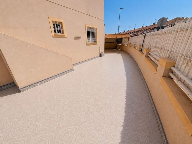 3 camera da letto Villetta a Schiera in vendita in Los Alcázares con garage - 180.000 € (Rif: 10060258)