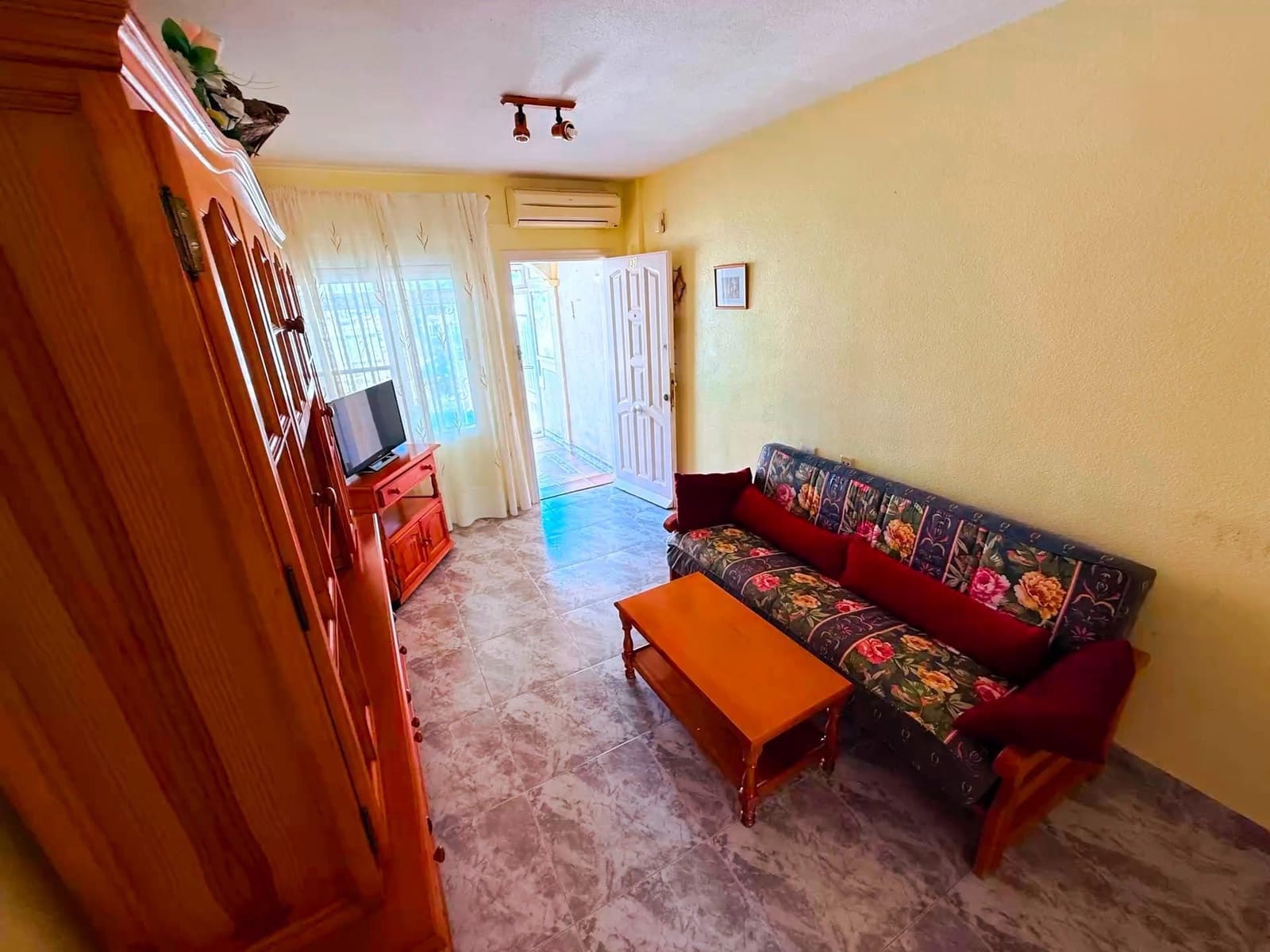 Adosado de 3 habitaciones en Los Alcázares en venta con garaje - 180.000 € (Ref: 10060258)