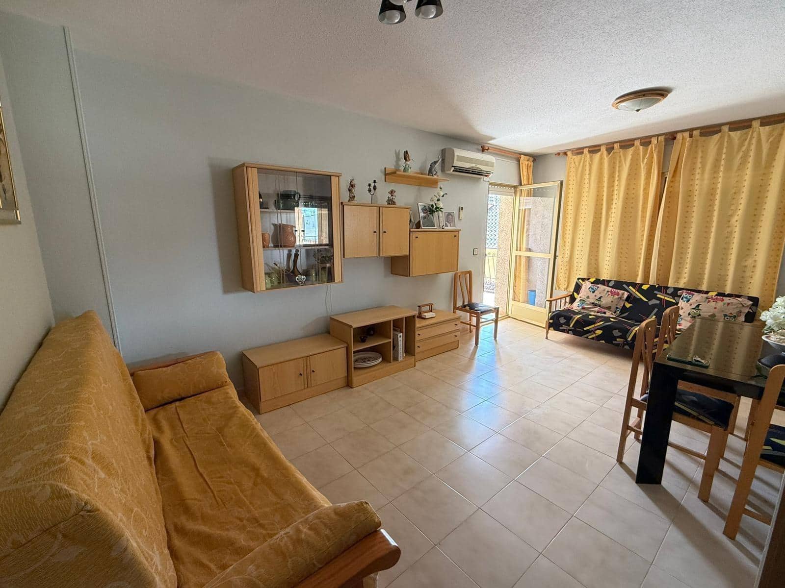 3 quarto Apartamento para arrendar em Los Alcazares com garagem - 750 € (Ref: 10060263)