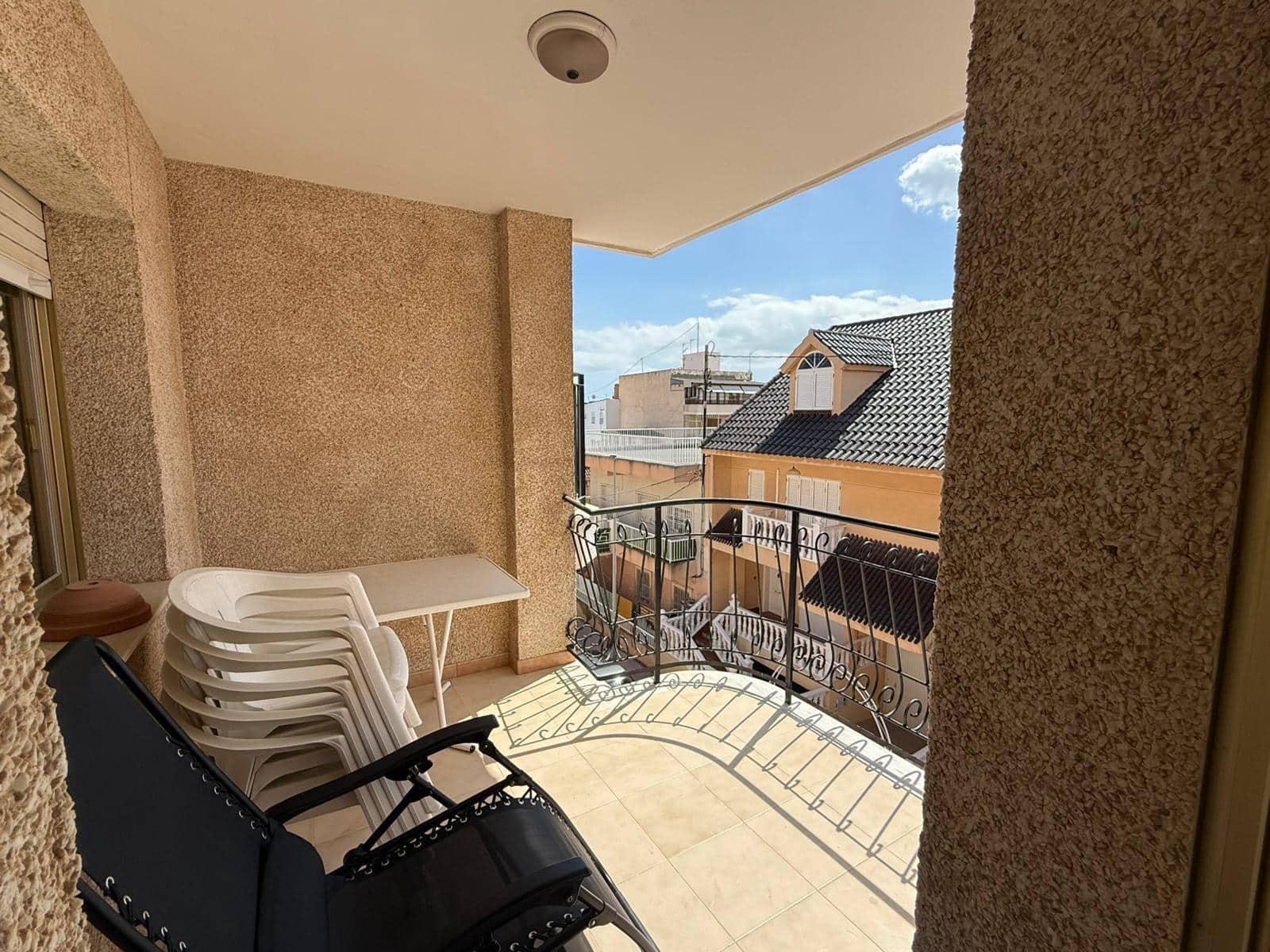 3 quarto Apartamento para arrendar em Los Alcazares com garagem - 750 € (Ref: 10060263)