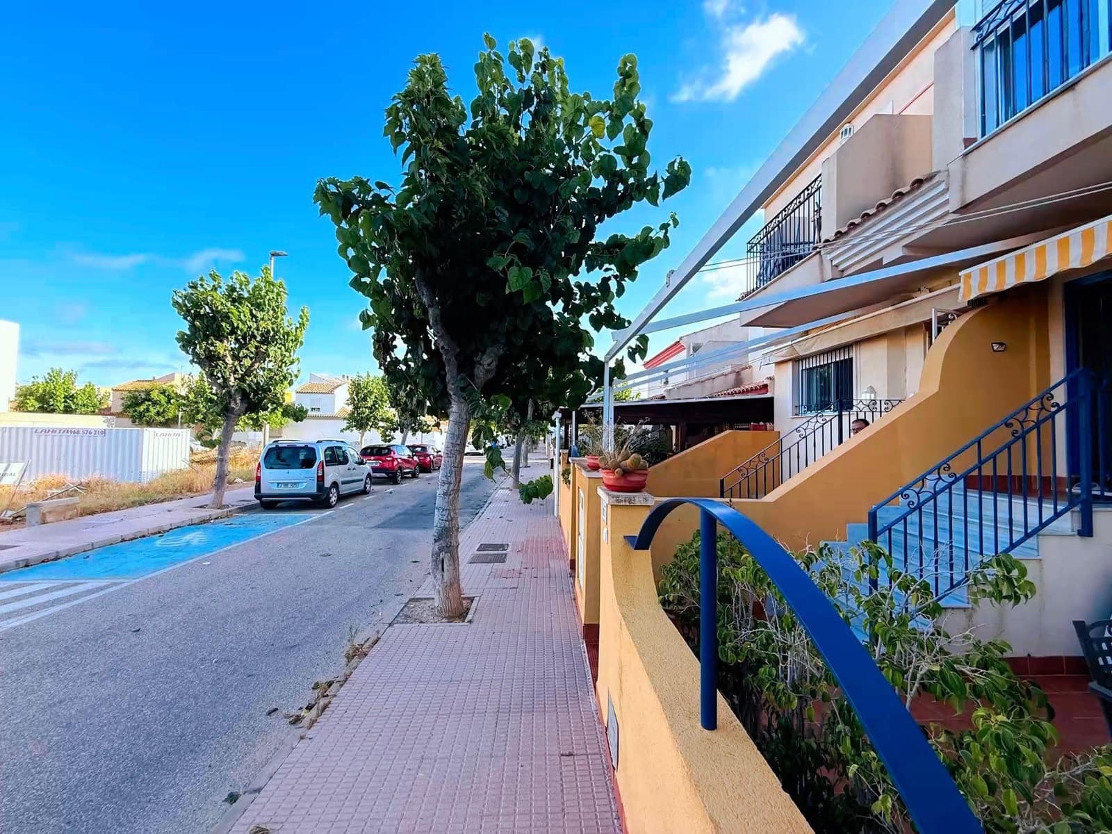 Adosado de 4 habitaciones en Los Alcázares en venta con garaje - 225.000 € (Ref: 10060265)