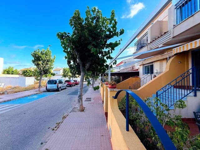 Adosado de 4 habitaciones en Centro, Los Alcázares en venta con garaje - 225.000 € (Ref: 10060265)