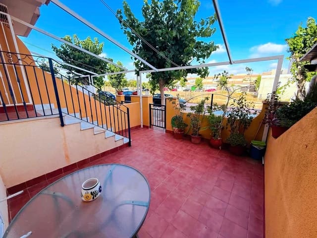 Adosado de 4 habitaciones en Centro, Los Alcázares en venta con garaje - 225.000 € (Ref: 10060265)