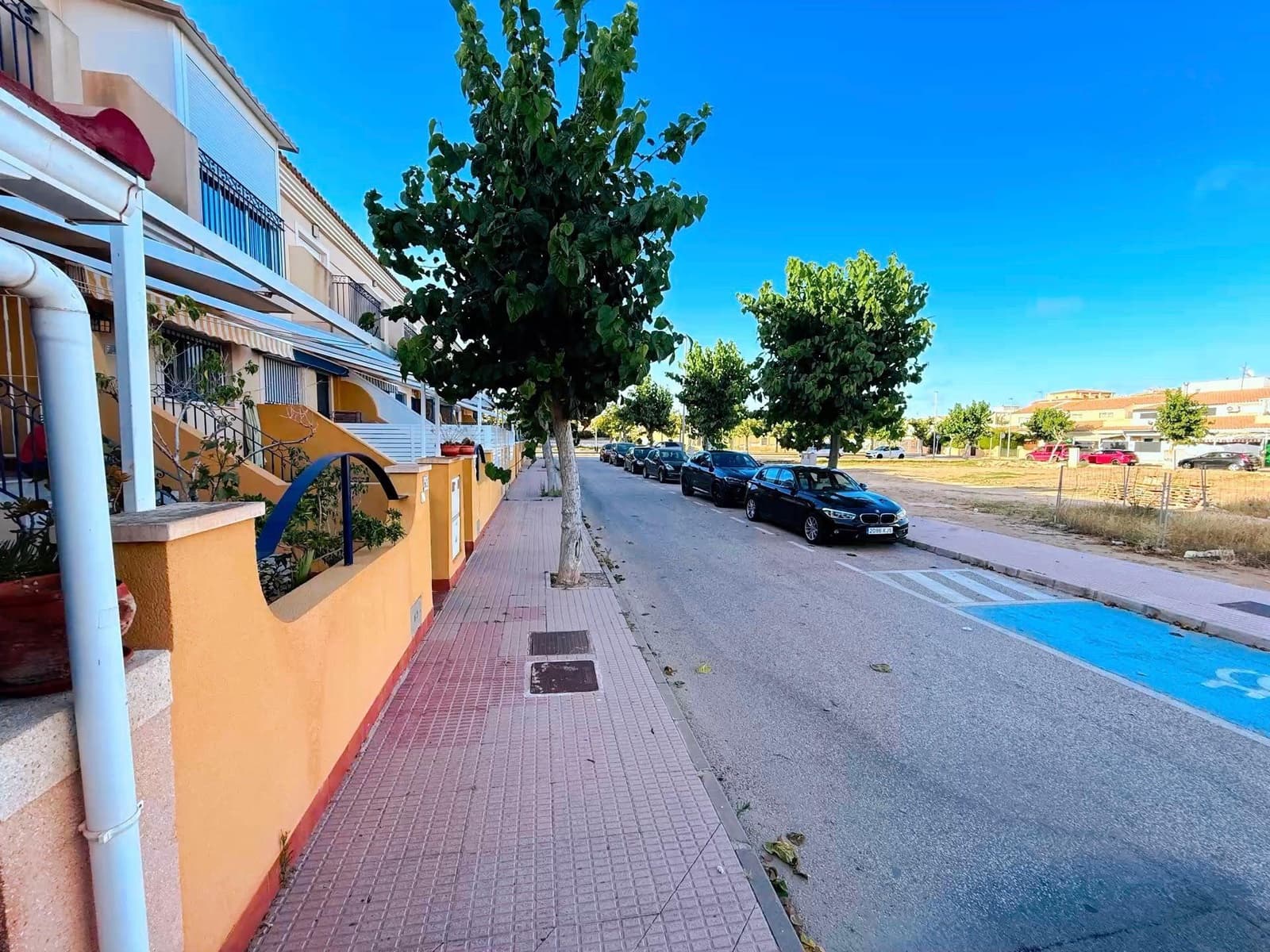 Adosado de 4 habitaciones en Los Alcázares en venta con garaje - 225.000 € (Ref: 10060265)