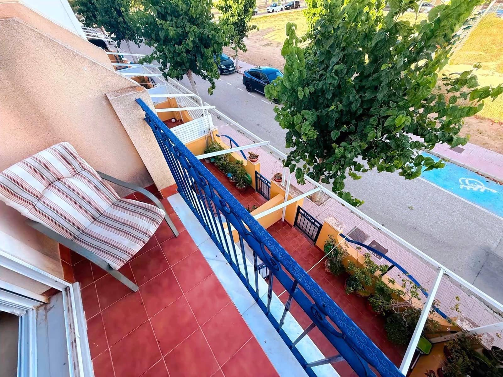 Adosado de 4 habitaciones en Los Alcázares en venta con garaje - 225.000 € (Ref: 10060265)