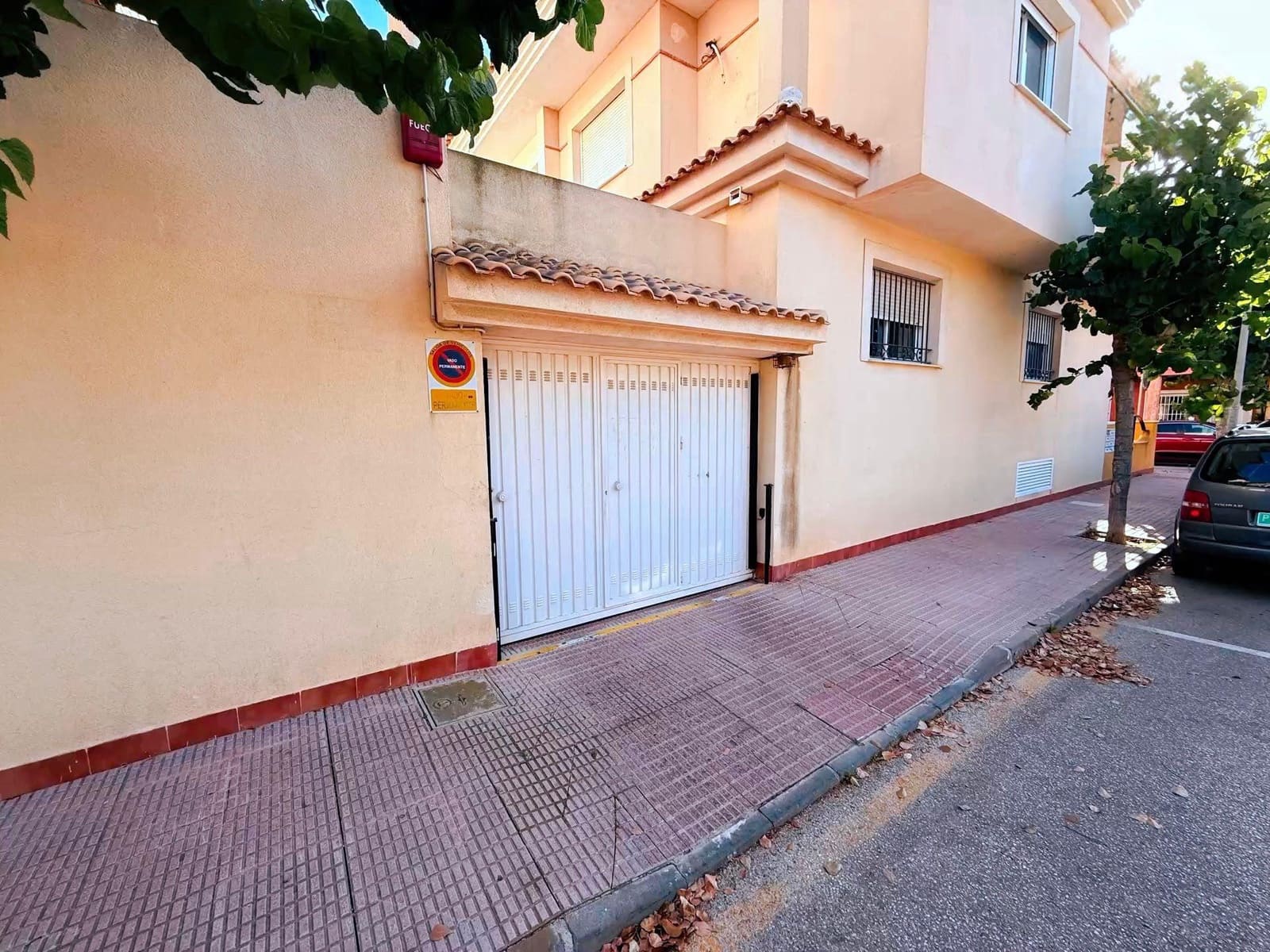 Adosado de 4 habitaciones en Los Alcázares en venta con garaje - 225.000 € (Ref: 10060265)