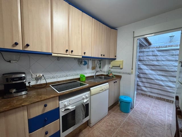 4 quarto Apartamento para arrendar em Los Alcázares - 850 € (Ref: 10060272)